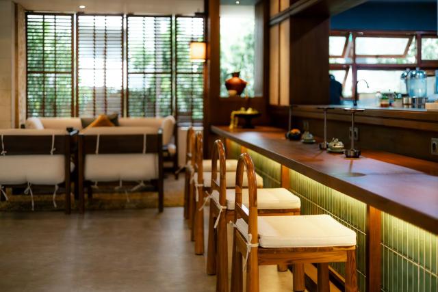 Fourteen Roses Beach Hotel — photo 10