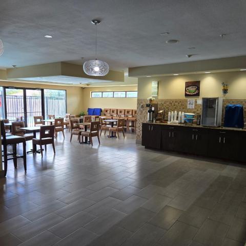 Karnes City Lodge — photo 4