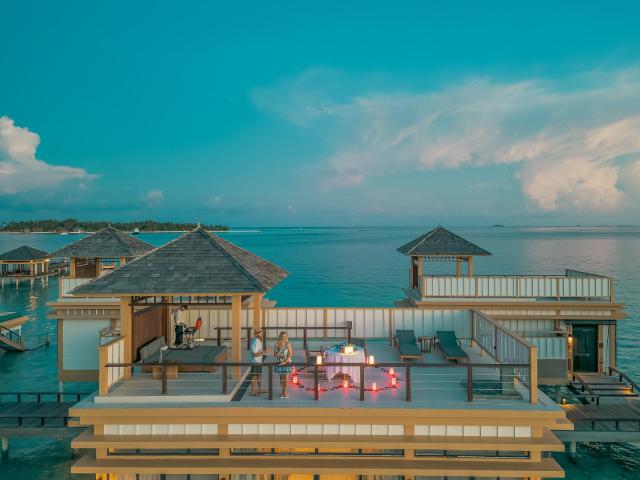 Beach Family Infinity Pool Villa — Angsana Velavaru