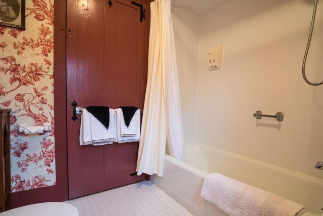 Inn at Valley Farms — photo 24