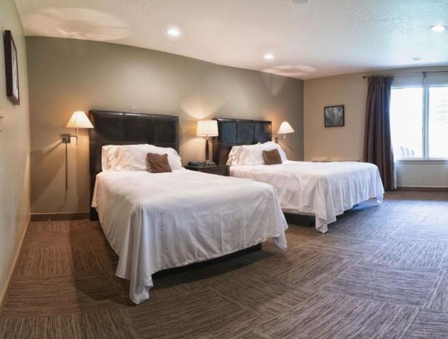 Driftwood Lodge — photo 2