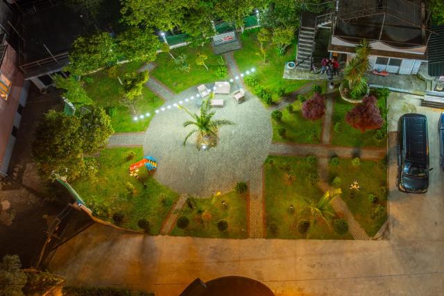 Green Yard Hotel — photo 11