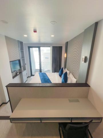 iCom Blue Seaview — photo 19