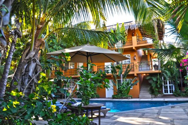 The Bungalows Hotel — photo 5