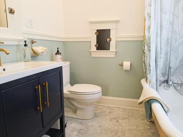 Bluebird Guesthouse — photo 12