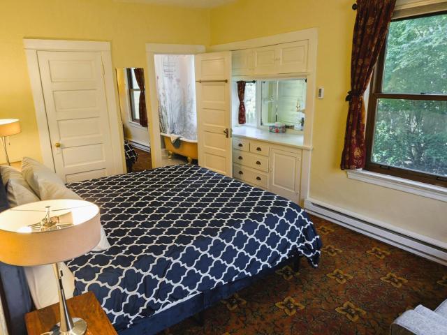 Bluebird Guesthouse — photo 9