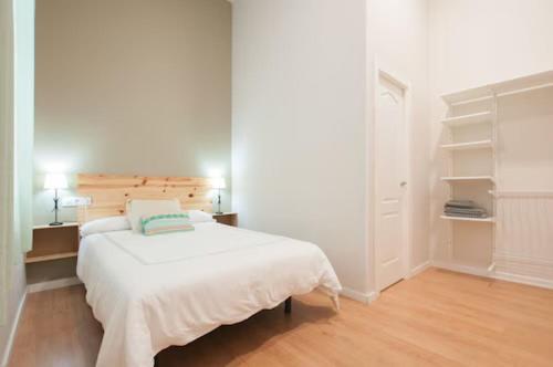 Triana 103 Rooms & Suites — photo 11