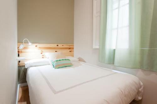 Triana 103 Rooms & Suites — photo 9