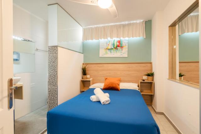 Guest house Villa Neon Tenerife — photo 20