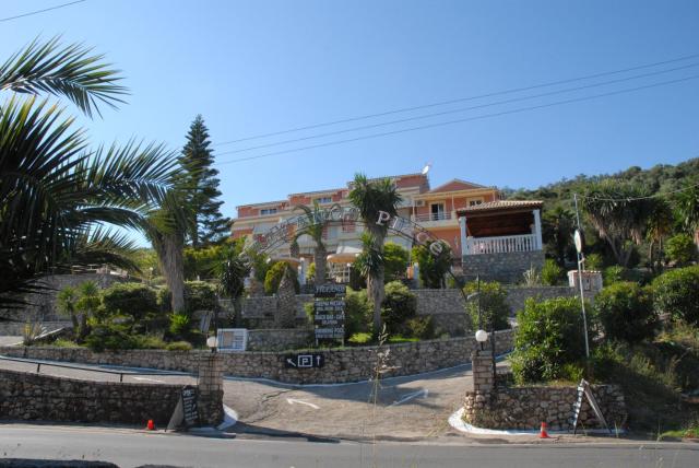 Stefanosplace ApartHotel Sea View — photo 16