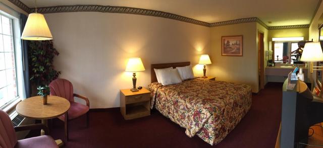 Twelve Oaks Inn — photo 19