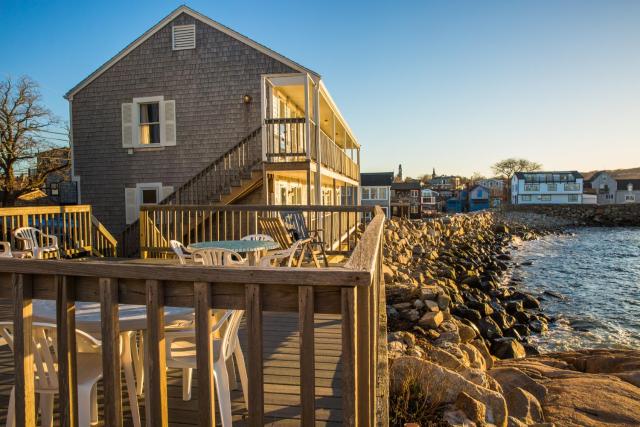 Bearskin Neck Motor Lodge — photo 5