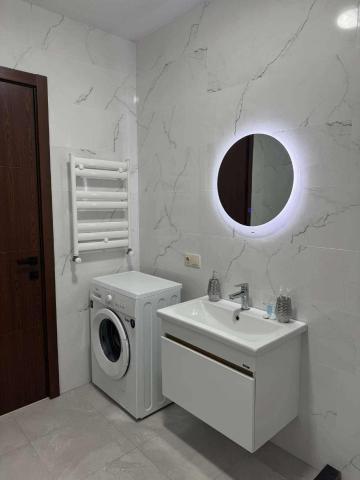 Basi — photo 8