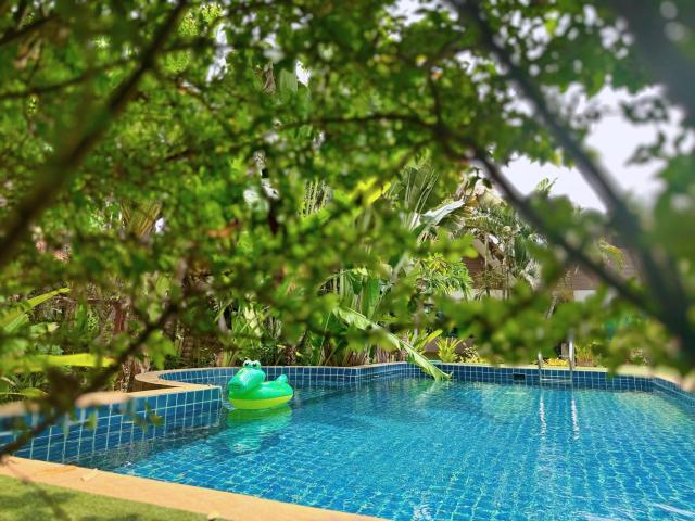 E-outfitting Boutique Chiang Mai — photo 4