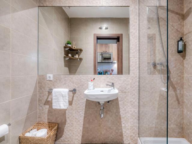 Livensa Living Studios Valencia Marina Real — photo 18
