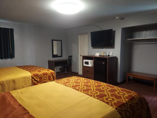 Economy Inn Pratt — photo 9