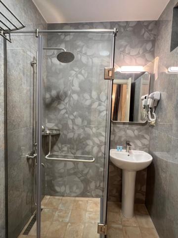 Albatross Luxe Hotel — photo 24