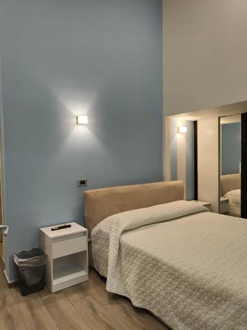 Parthenope Suite Rooms Vomero Vanvitelli a 2 min quartieri spagno via Toledo — photo 10