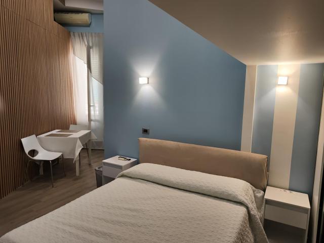 Parthenope Suite Rooms Vomero Vanvitelli a 2 min quartieri spagno via Toledo — photo 2