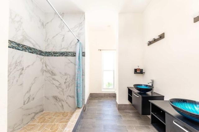 Peaceful Oceanview Home with Pool in Turtle Tail — photo 13