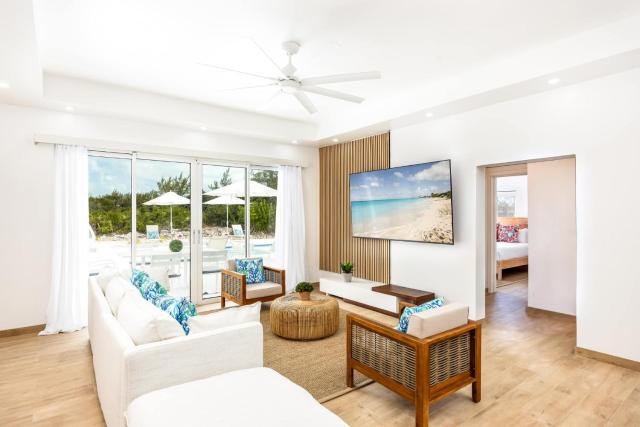 Caicos Cove Villa Private Pool, BBQ near Grace Bay — photo 3