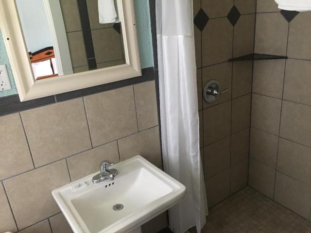 La Vista Motel — photo 7