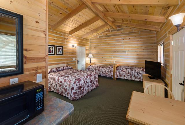 Rock Crest Lodge & Cabins — photo 4