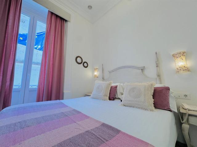 Hotel Boutique Las Cortes De Cádiz — photo 9