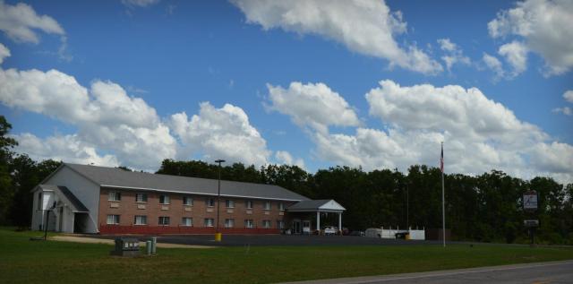 Adams Inn — photo 5