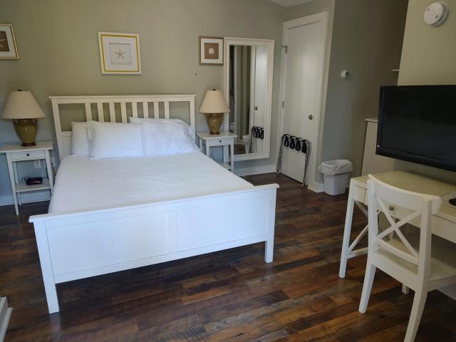 Inn on Onset Bay — photo 12