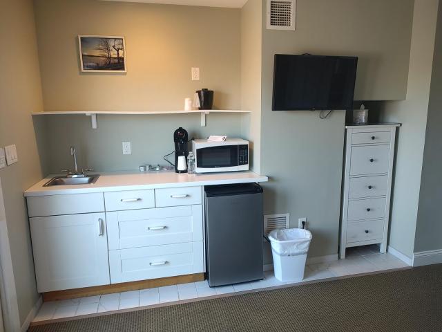 Inn on Onset Bay — photo 19