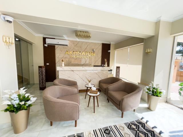AKHNATON Pyramids View Hotel With Rooftop Access & free airport pickup — photo 12