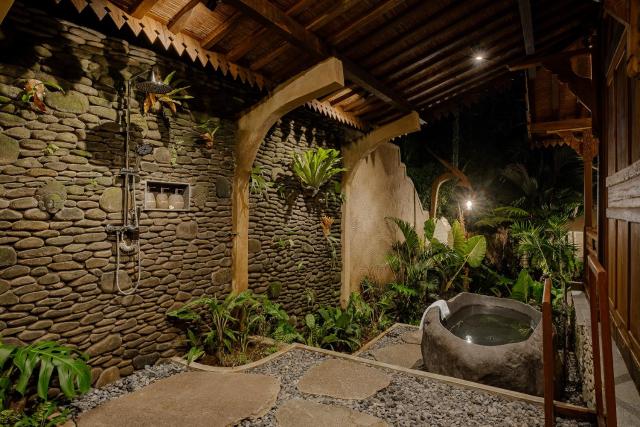 Hidden Saren Villa Ubud — photo 14