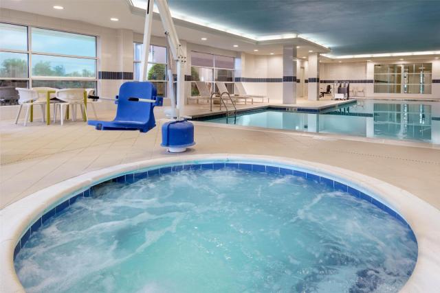 Hilton Garden Inn Buffalo Airport — photo 16