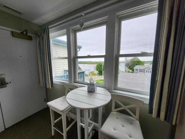 Inn on Onset Bay — photo 4