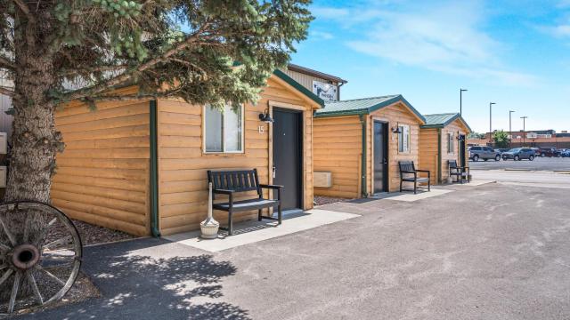 Hansen Inn & Cabins — photo 21