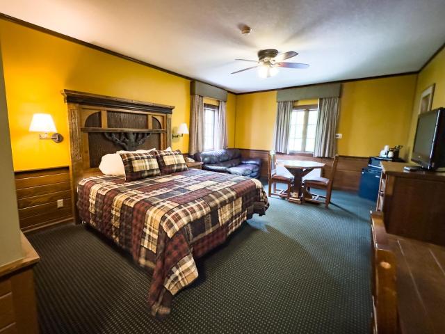 Starved Rock Lodge — photo 9