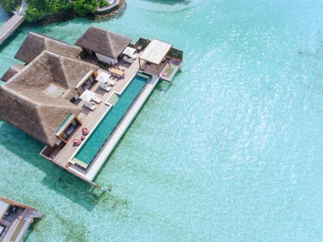 Four Seasons Resort Maldives at Kuda Huraa — photo 8