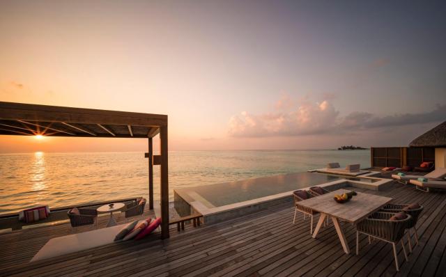 Four Seasons Resort Maldives at Kuda Huraa — photo 11