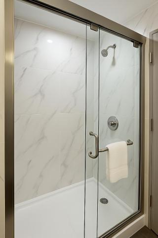LIV Hotel Bronx - Newly Built — photo 17