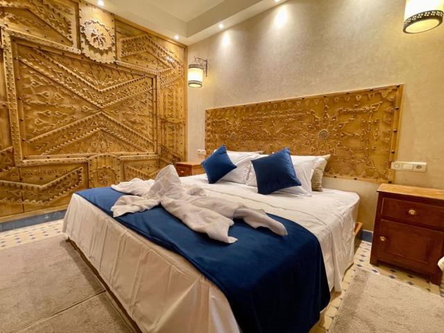 Merzouga Hotel Lexpert " Riad The Family" — photo 16