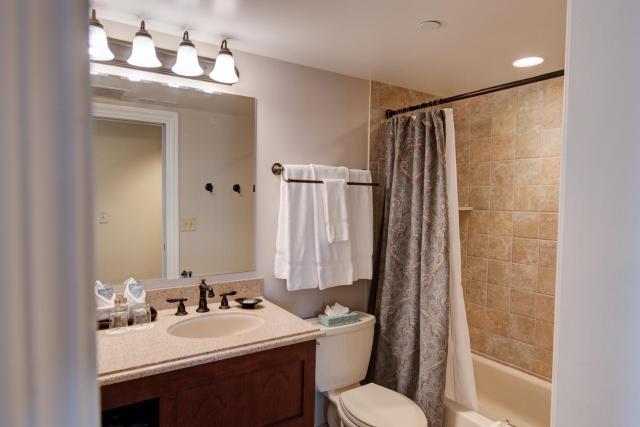Nassau Inn — photo 3
