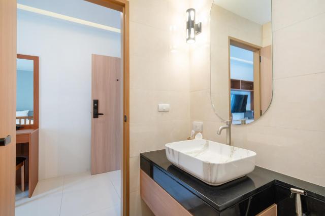 Thawalai Inn, Kata Beach — photo 19