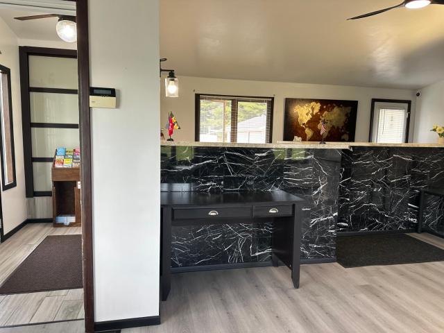 Skyview Motel — photo 10