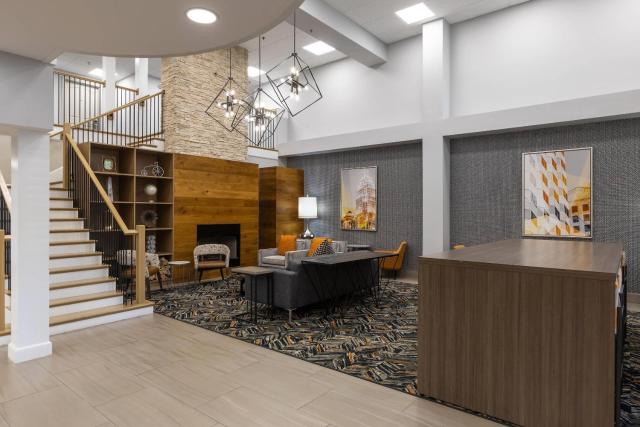Huntersville Inn & Suites Lake Norman — photo 6