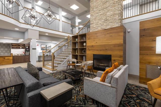 Huntersville Inn & Suites Lake Norman — photo 10