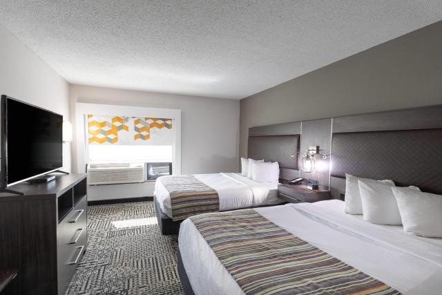 Huntersville Inn & Suites Lake Norman — photo 22