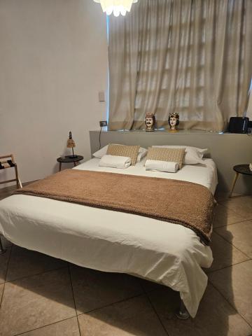 215 addaura luxury room — photo 11
