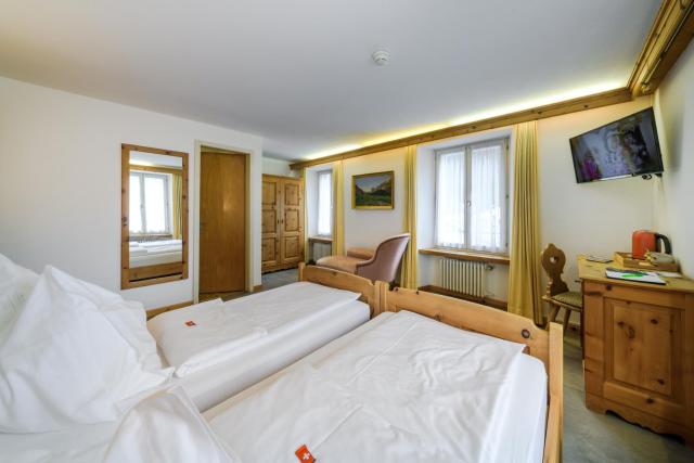 Hotel Suisse, Swiss Alpine Charm — photo 16