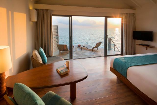 Centara Ras Fushi Resort — photo 10